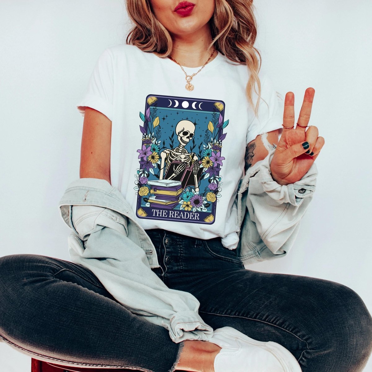 Read Tarot T-Shirt