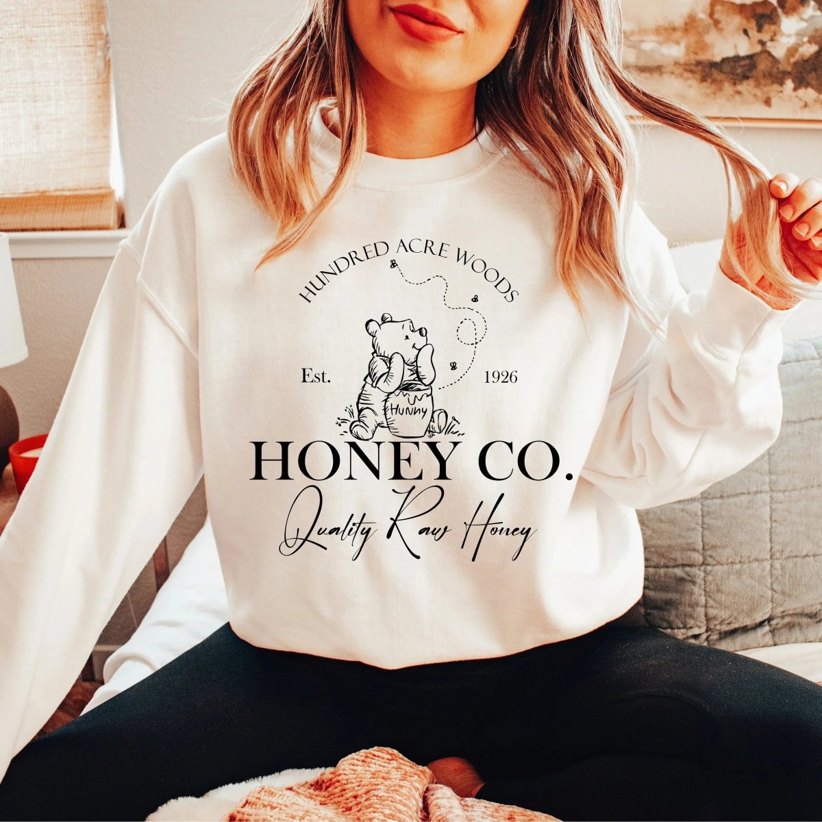 Winnie - the - Pooh Sweatshirt | Book Lover Cotton Blend Crewneck
